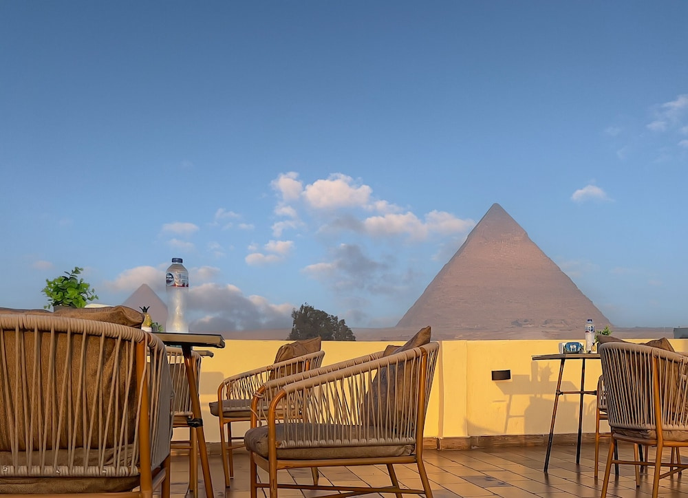 Standard Double room with garden view (full double bed)