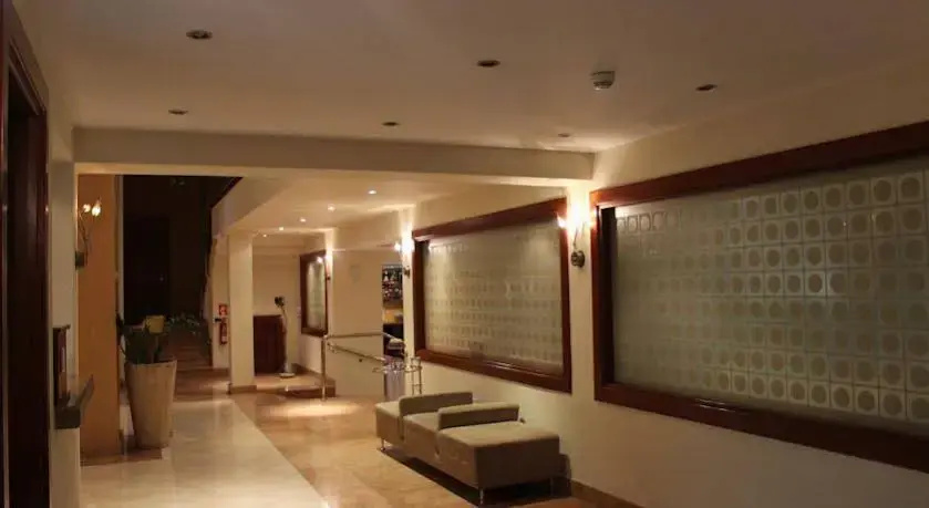 Europa Plaza Hotel - Général