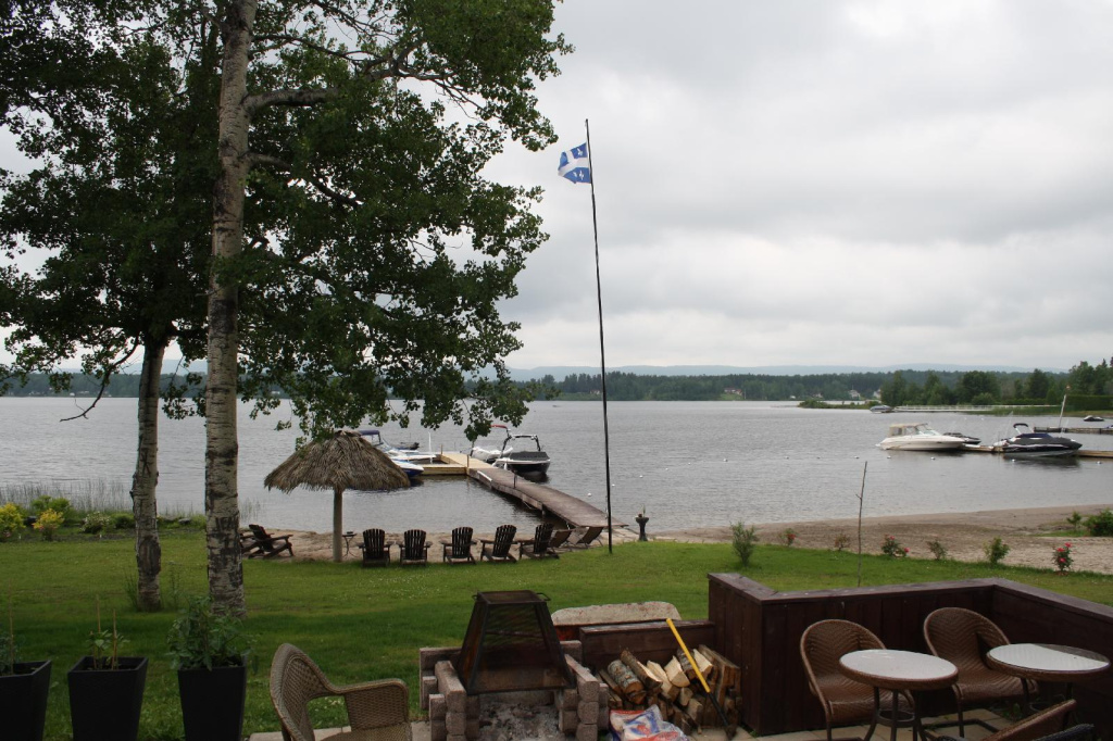 Chalets et Gîte au bord au bord du Lac Kénogami