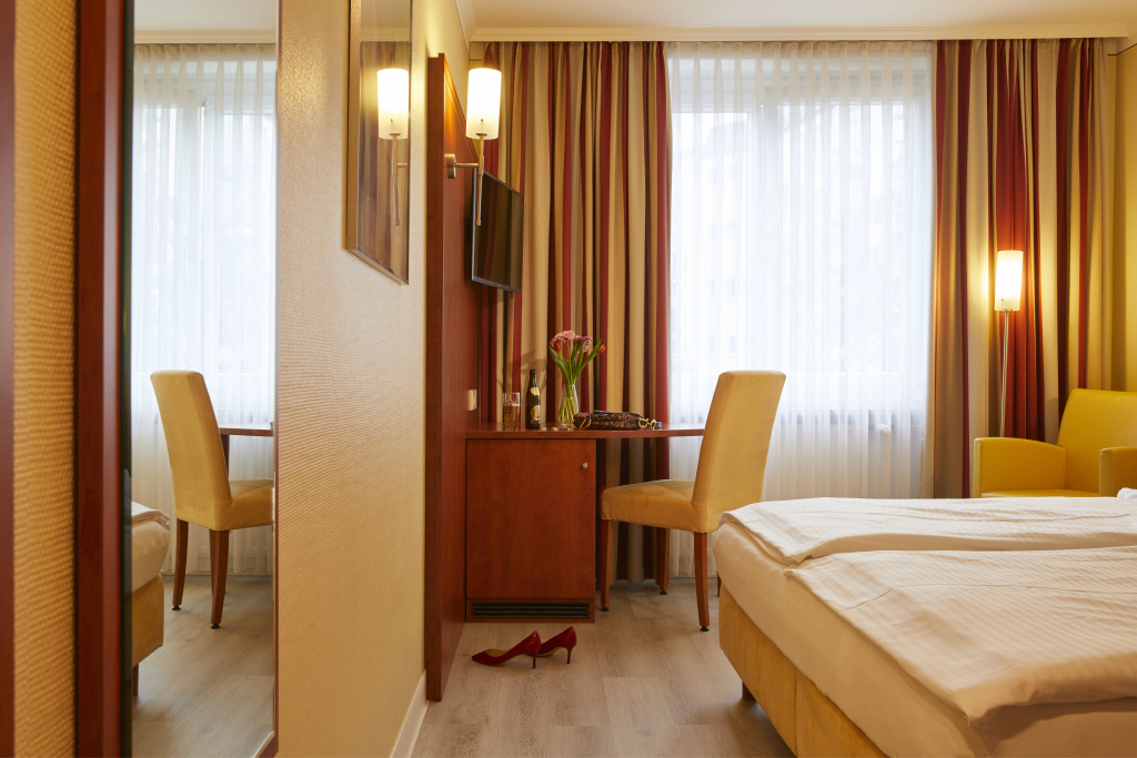Hotel Concorde München — 3