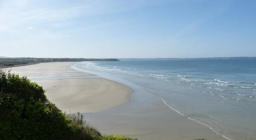 Beach & Waterfront