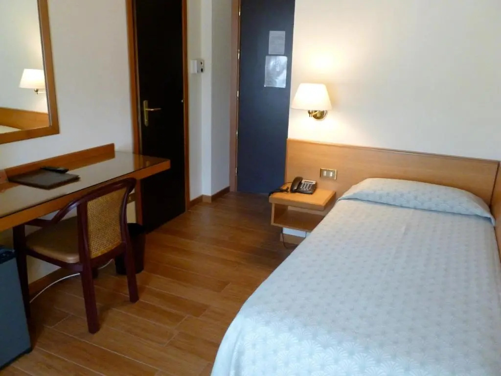 Hotel Plaza - Chambres