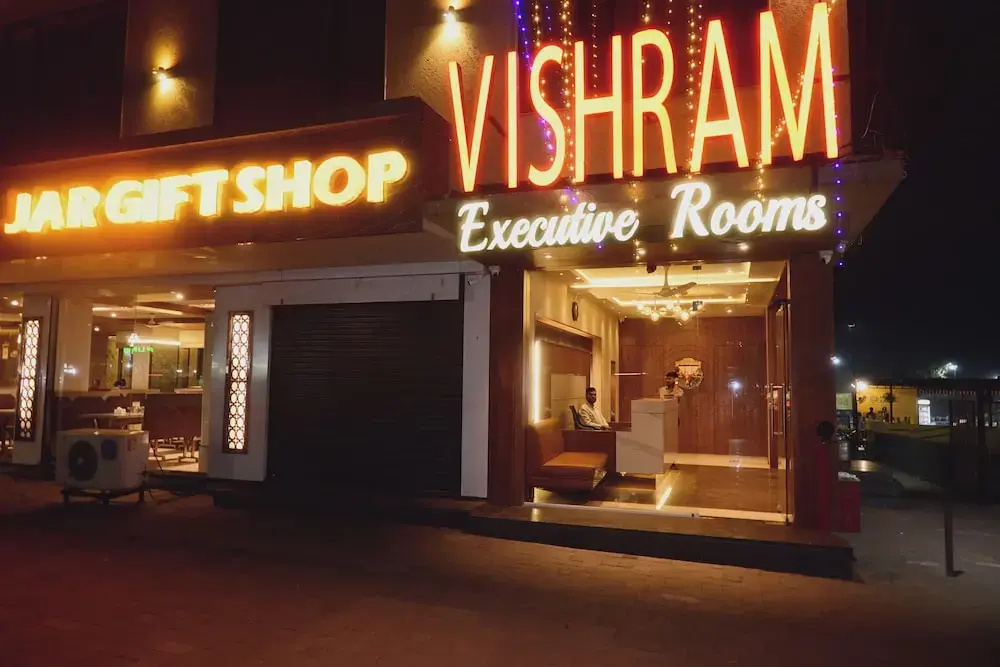 Vishram Executive Rooms