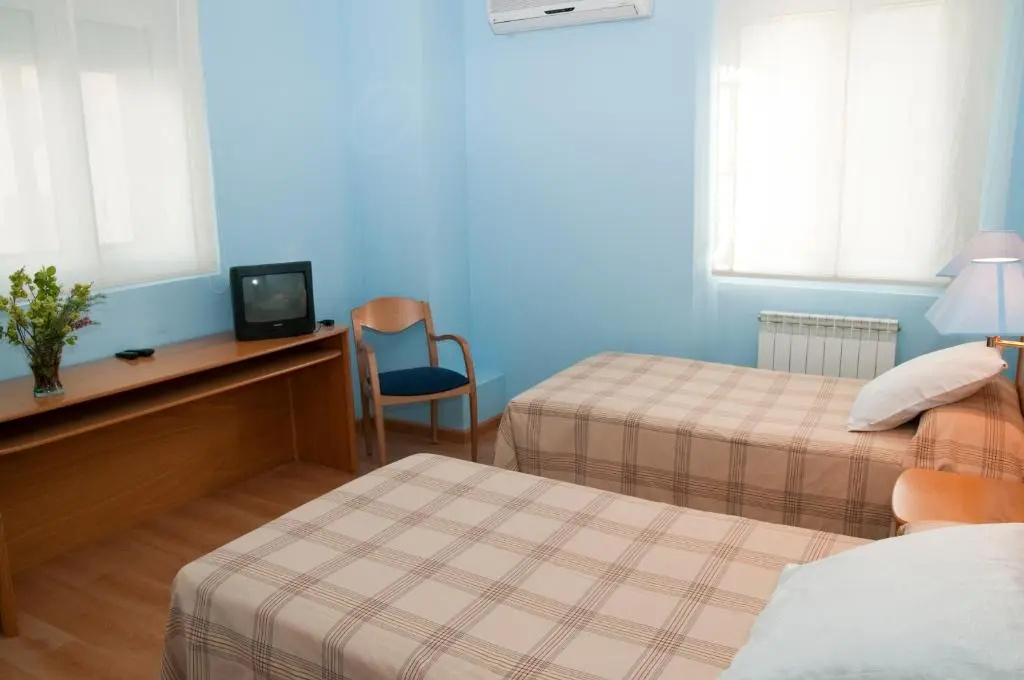Hotel Villa de Ayerbe - Chambres
