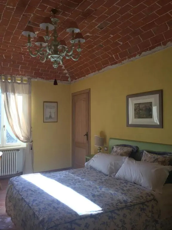 Standard Triple room with garden view