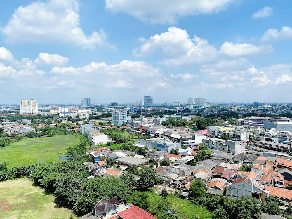 Restful And Well Designed Studio Transpark Juanda Bekasi Timur Apartment