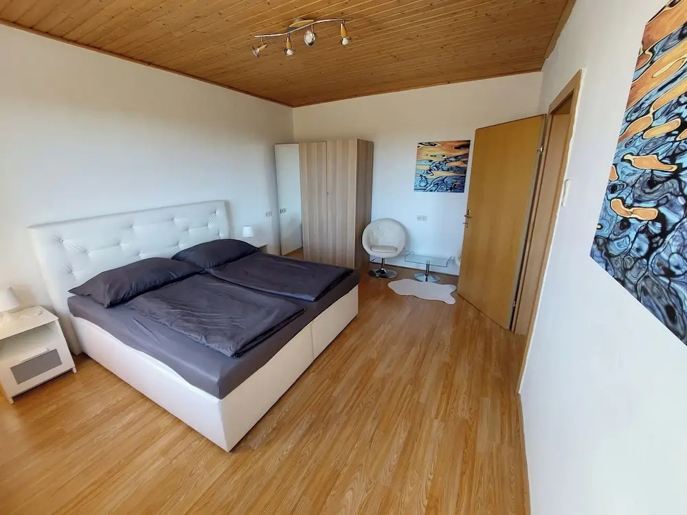 Guesthouse Graz Central for 9 People