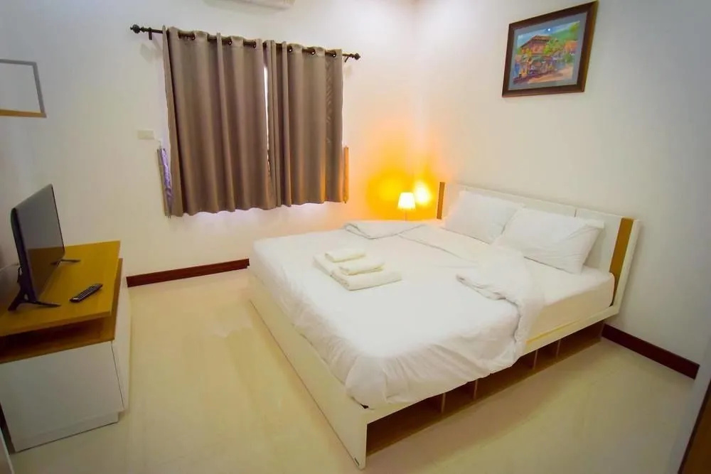 Baan Noppadol — 4