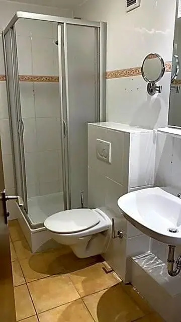 Hotel Bayerischer Hof - Chambres