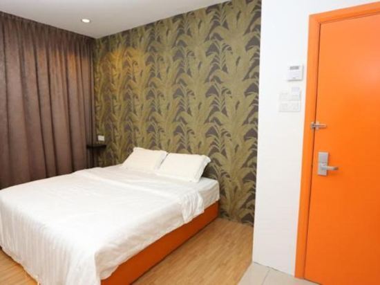 1 Hotel Taman Connaught