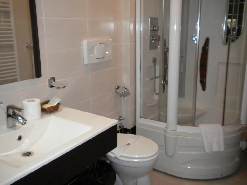 Maxim Hotel - Chambres