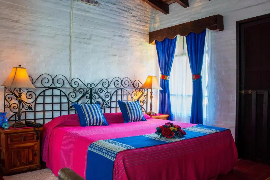 Double room (full double bed)