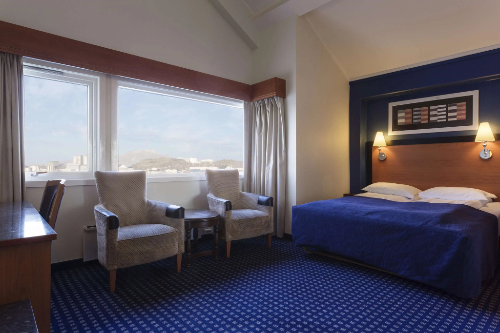Superior room