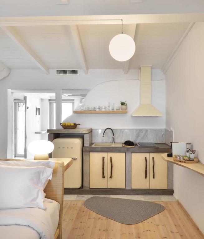 Suite seafront