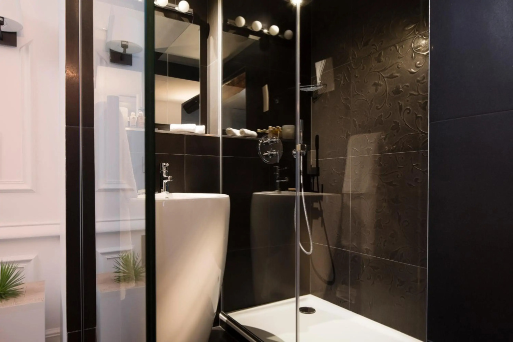 Отель Hôtel Moliere в Париже