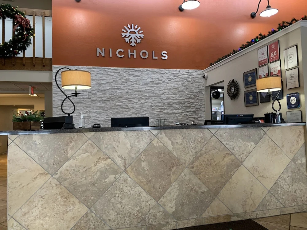 Lobby & Reception