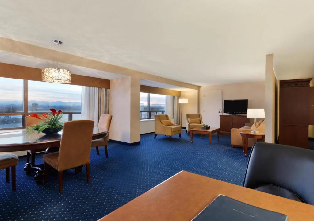 Best Western Premier Calgary Plaza Hotel & Conference Centre - Général
