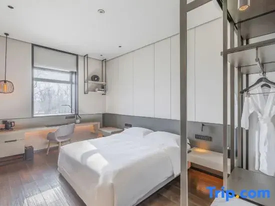 Deluxe Double room full double bed