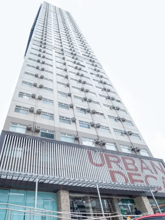 Oyo 216 Urban Deca Tower Mandaluyong