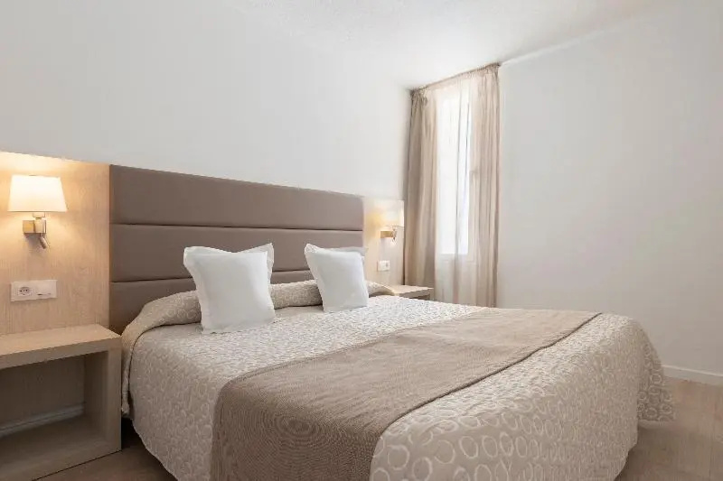 Hotel Club Palia Sa Coma Playa - Chambres