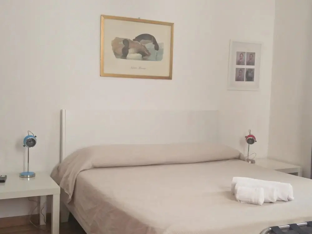 Economy room