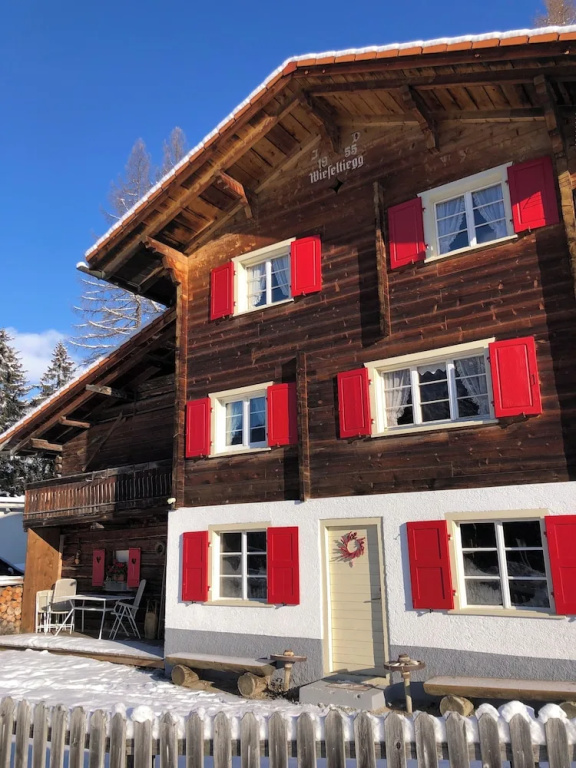 Charming Chalet With Mountain View Near Arosa for 6 People House Exclusive use