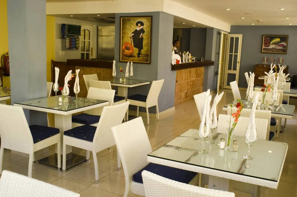 Food & Beverage