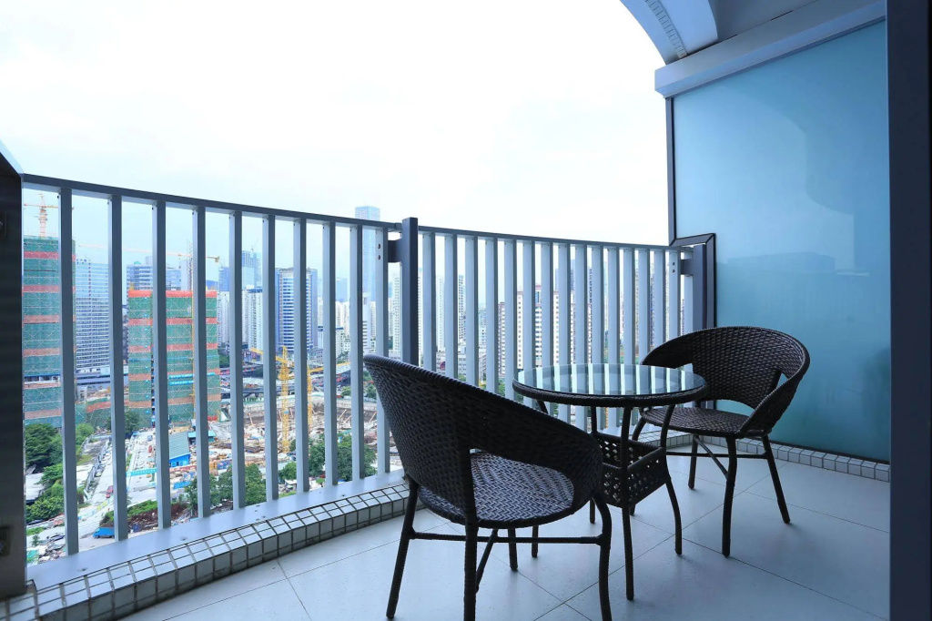 Balcony & Terrace