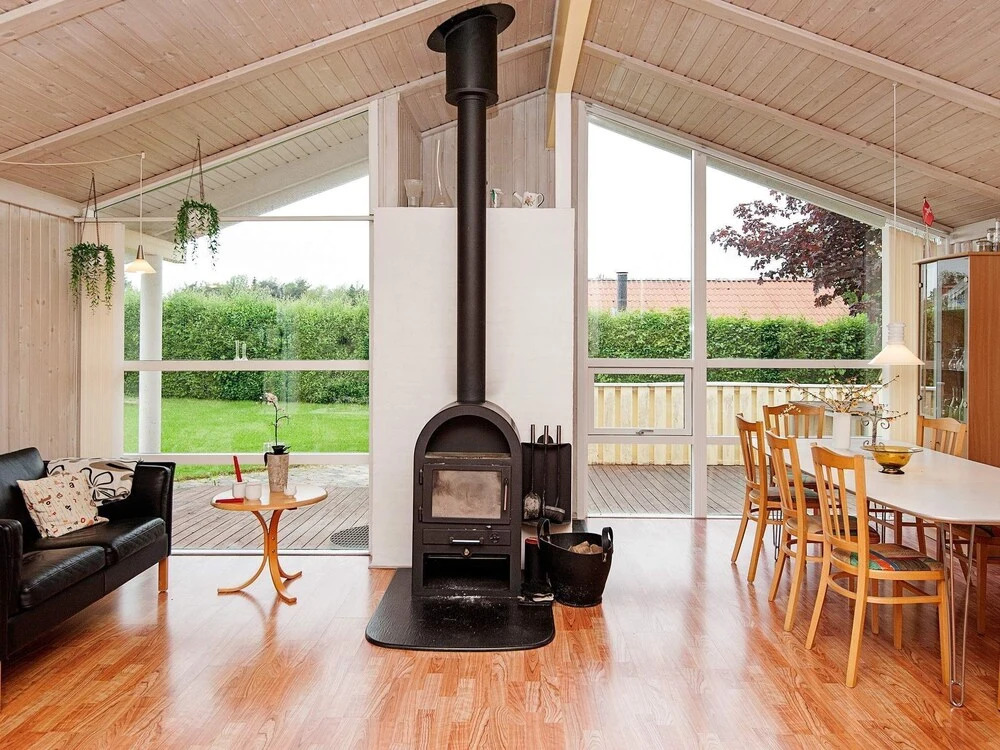 Alluring Holiday Home in Juelsminde With Terrace - фото 7