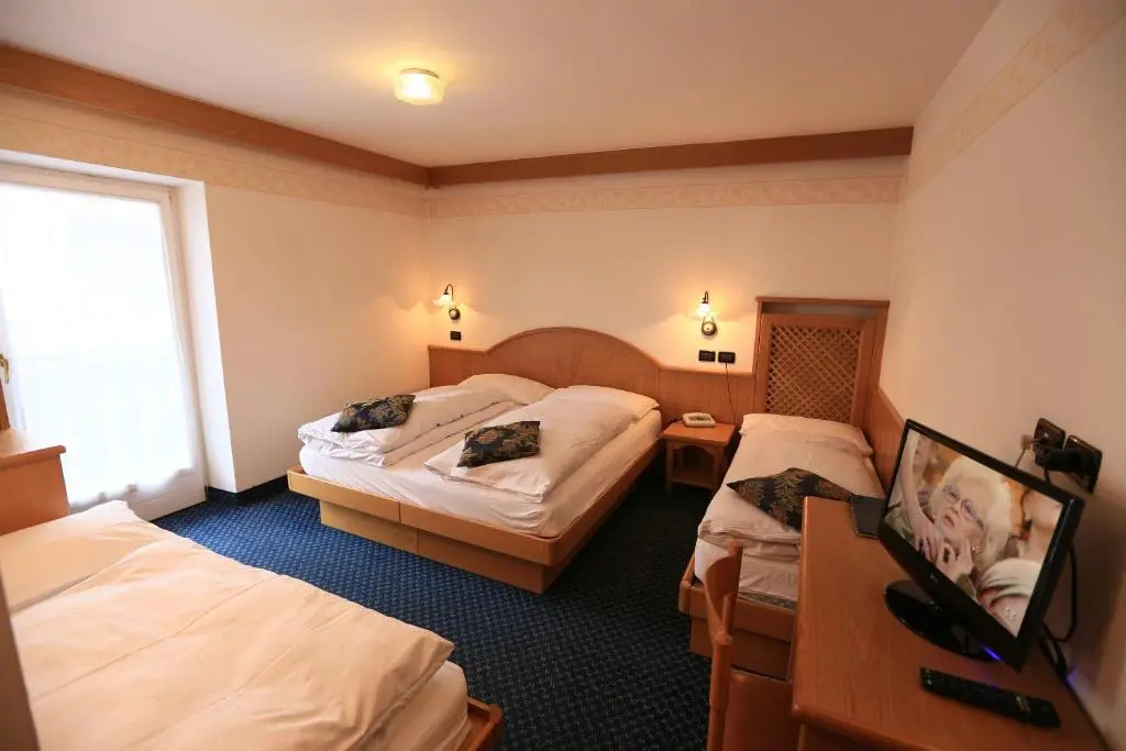 Standard Quadruple room with balcony