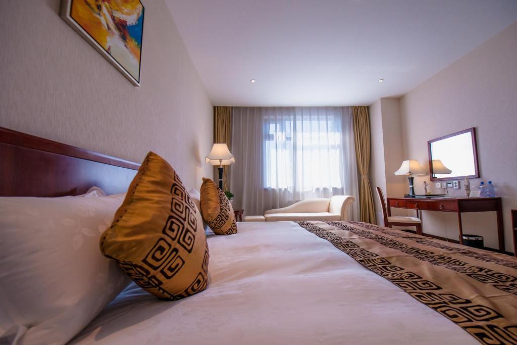 Двухместный номер Standard двуспальная кровать в Пекин Палас Soluxe Hotel Astana