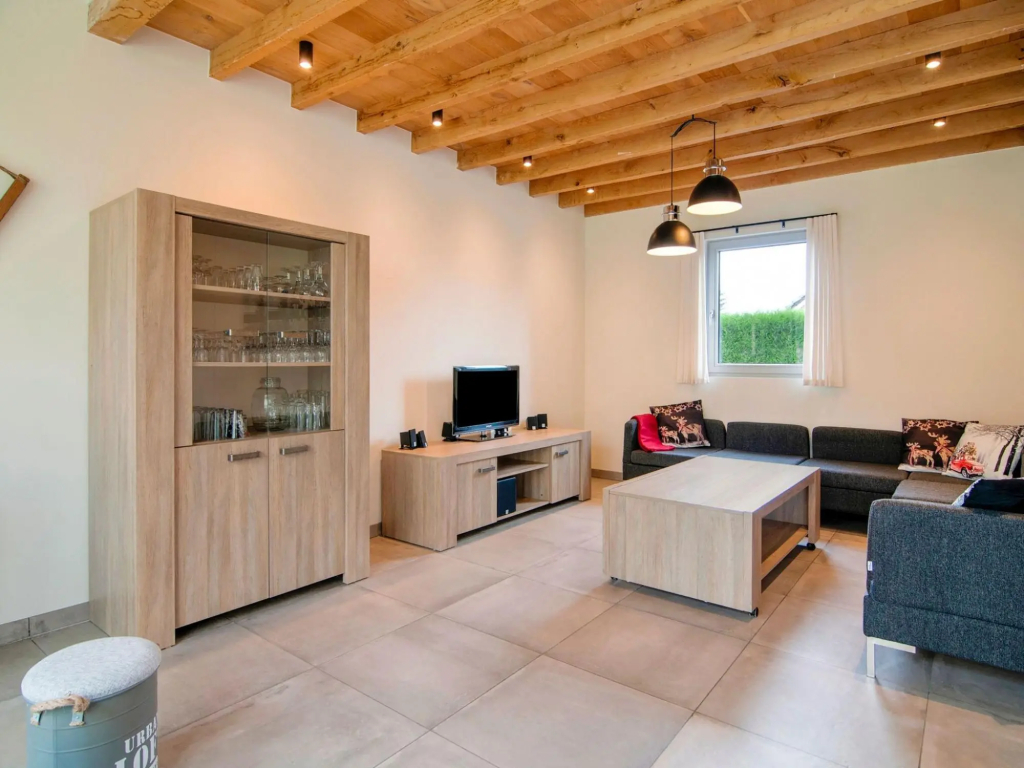 Holiday Home in Bocholt With Fenced Garden - фото 11