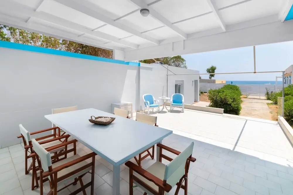 The Cottage South Escape With Beach Front Pool