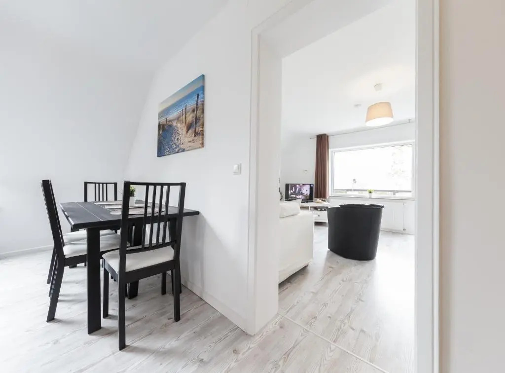 1 Bedroom Apartment with balcony