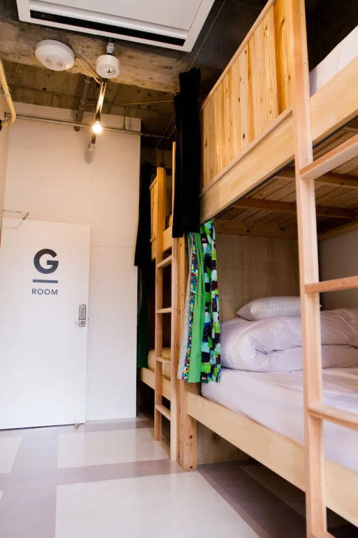 Economy room