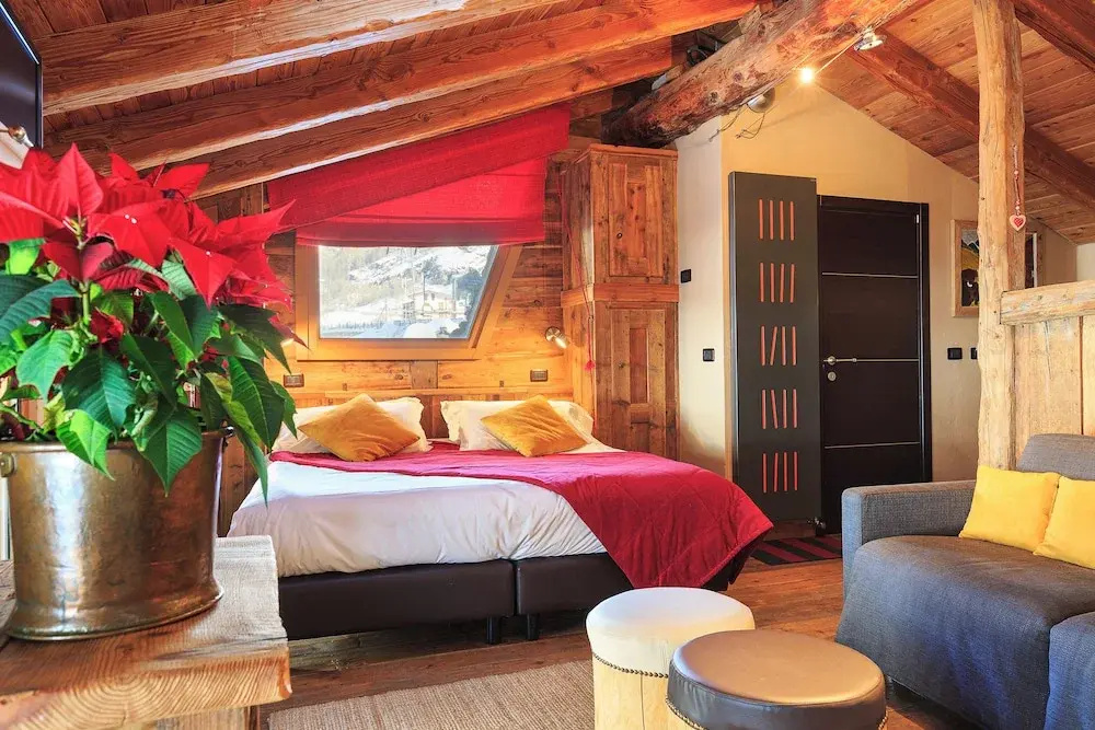 Attic Junior Suite