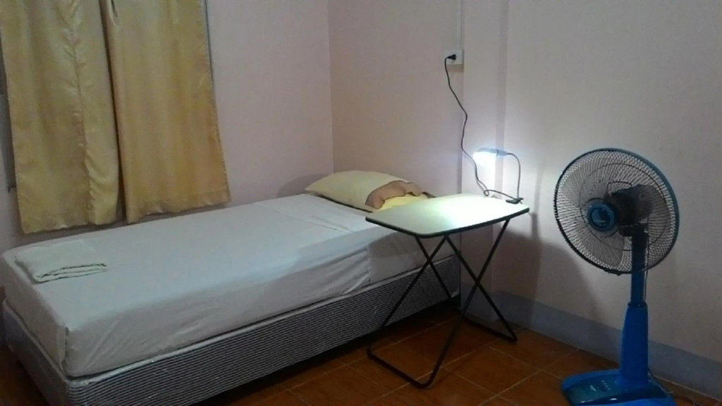 D's Corner & Guesthouse — 5