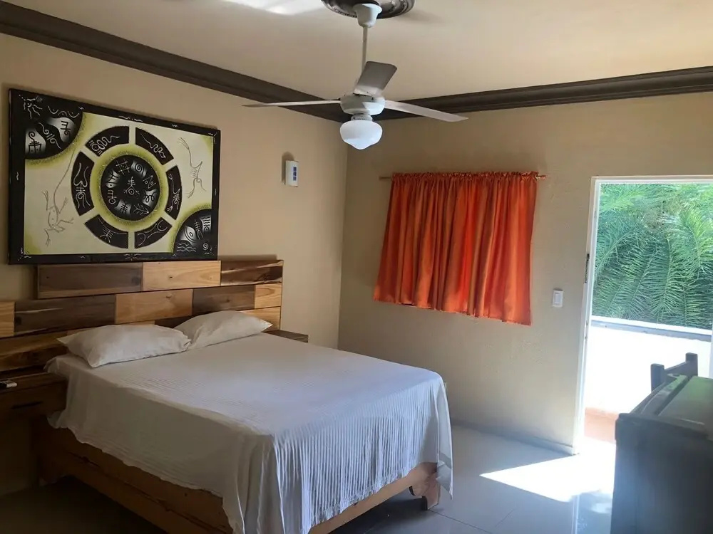 Comfort room