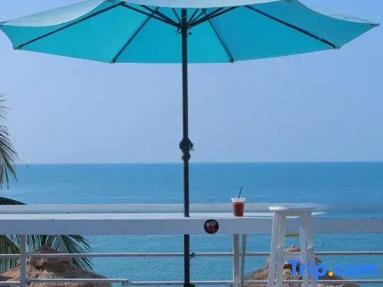 YI HAI Seaview Hotel