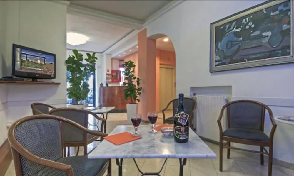 Hotel photo 8
