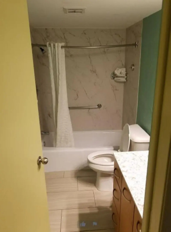 Alden Suites - A Beachfront Resort - Chambres
