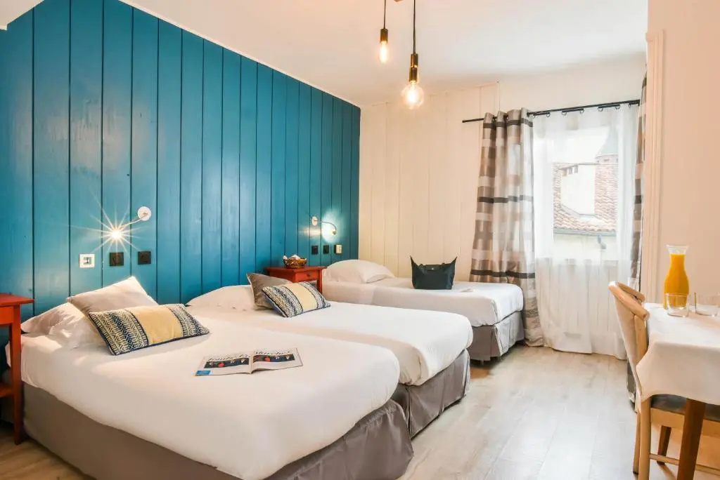 Standard Double room (twin beds)