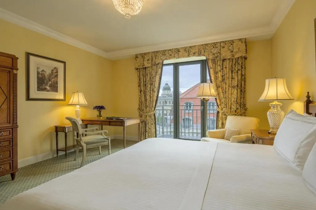Premium Double room (full double bed)