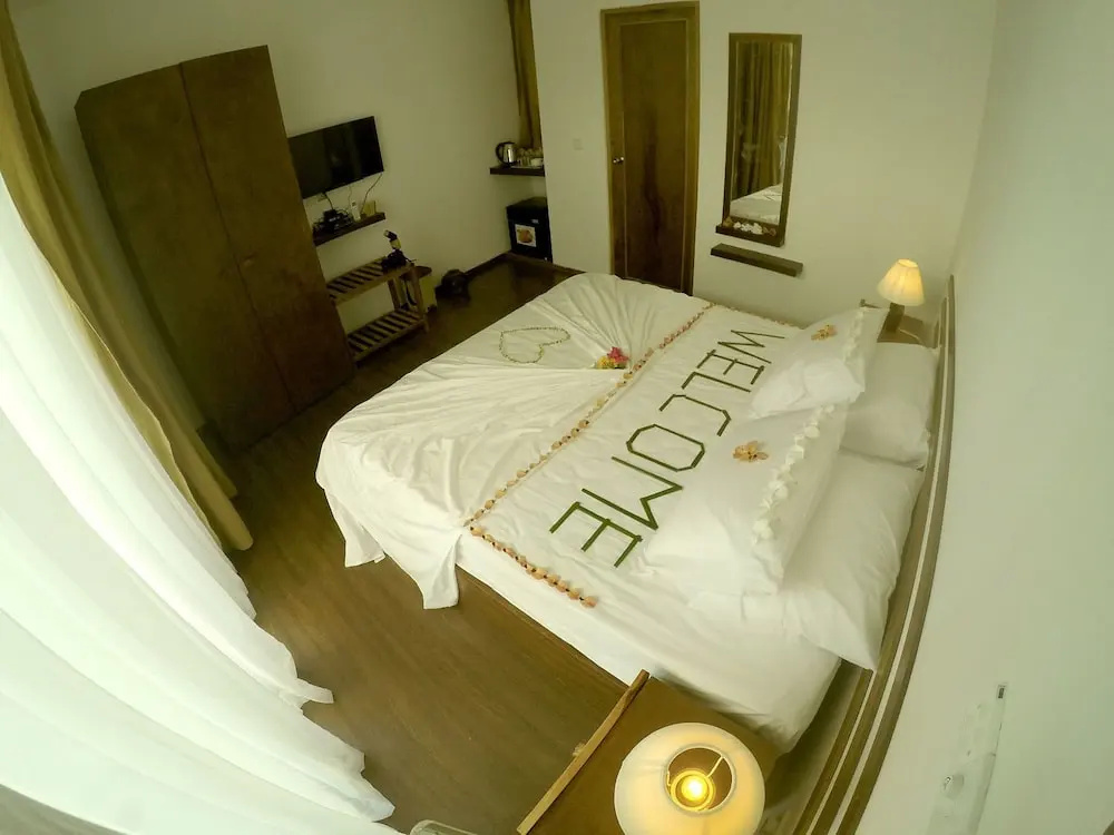 Dhiffushi White Sand Beach Hotel - Chambres