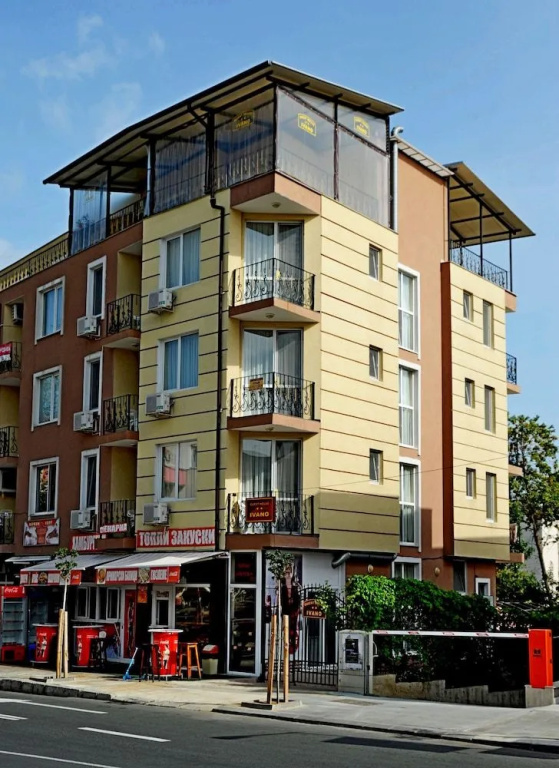 Ivano Hotel