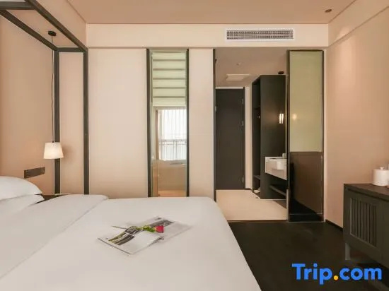 Deluxe Double room (full double bed)