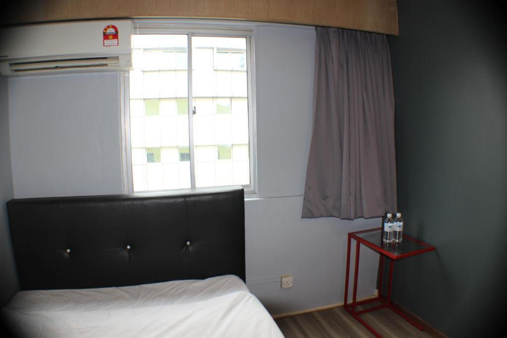 Town View Hotel