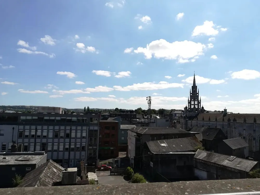 2 bedroom penthouse Cork city Fitton St