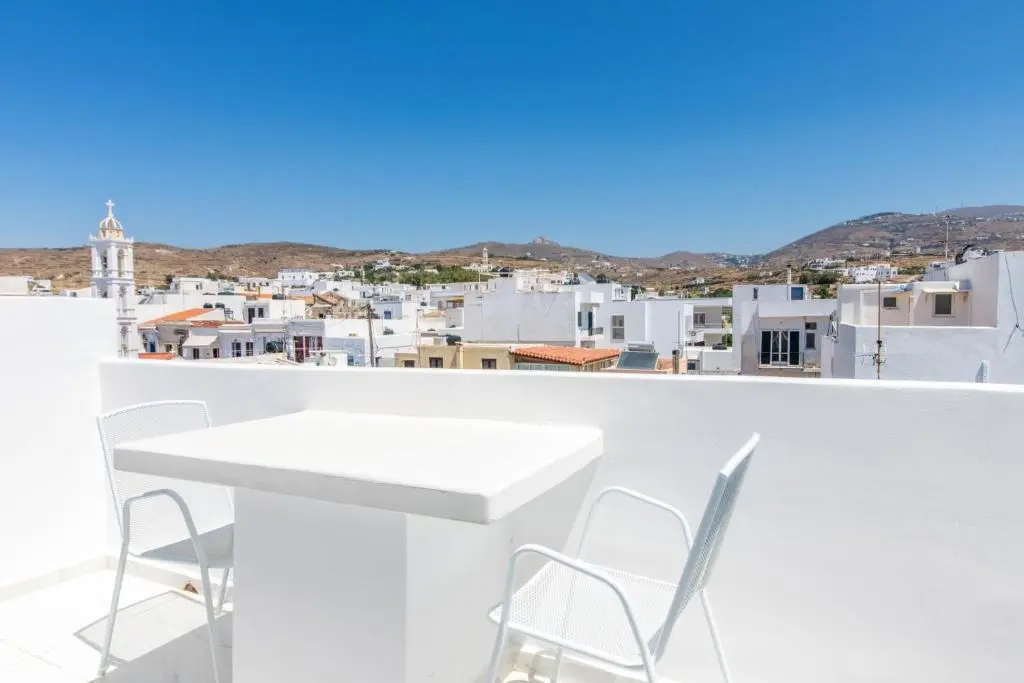 Deluxe Double room with balcony and with sea view twin beds