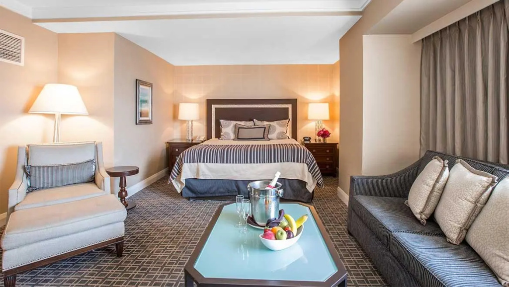 Omni Los Angeles Hotel at California Plaza - Chambres